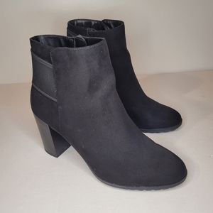 A New Day black booties size 8